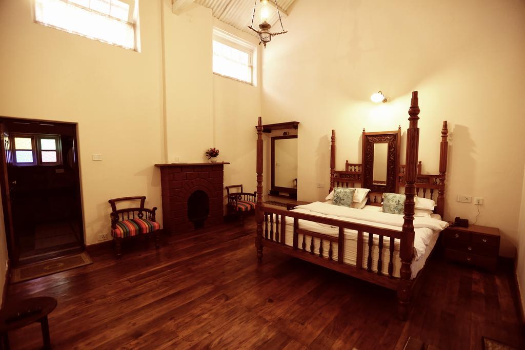 The Grange Hotel Ooty Room photo